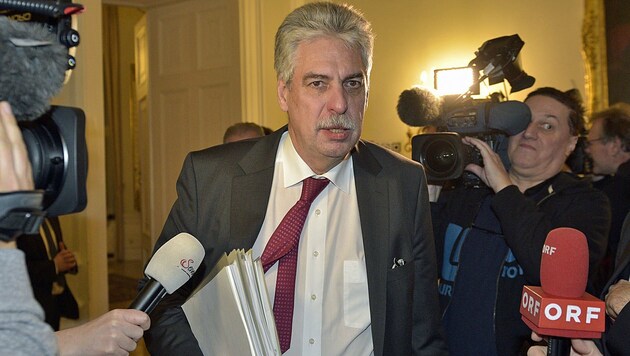 Wer wird Hans Jörg Schelling im Finanzministerium beerben? (Bild: APA/HANS PUNZ)