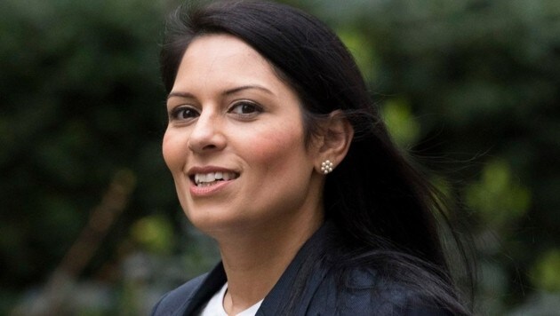 Die britische Innenministerin Priti Patel (Bild: EPA)
