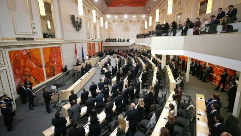 Der Redoutensaal in der Hofburg, das Ausweichquartier des Nationalrates (Bild: APA/GEORG HOCHMUTH)