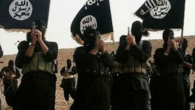 Kämpfer der IS-Terrormiliz (Bild: twitter.com)