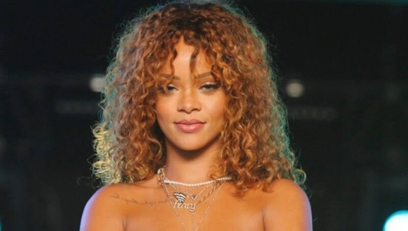 Rihanna wird mit ihrer engelsgleichen Stimme den Victoria´s-Secret-Models Flügel verleihen... (Bild: facebook.com/rihanna)
