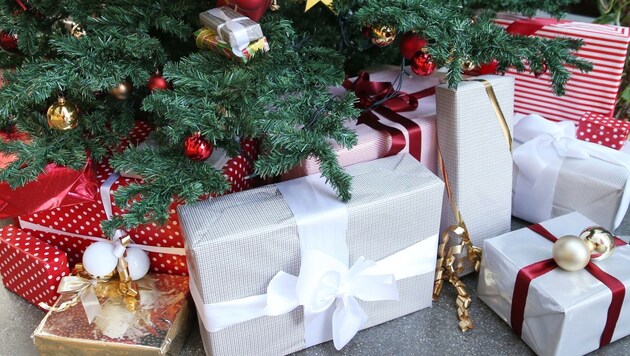 Die Tiroler geben heuer im Schnitt 380 Euro für Weihnachtsgeschenke aus. (Bild: Kronenzeitung)