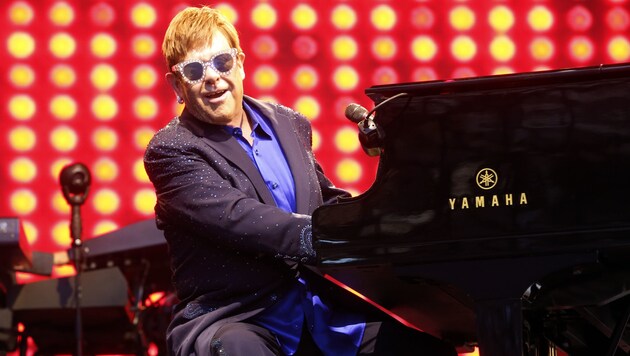 Oktav macht's möglich, Hits von Elton John nachzuspielen. (Bild: Uta Rojsek-Wiedergut)
