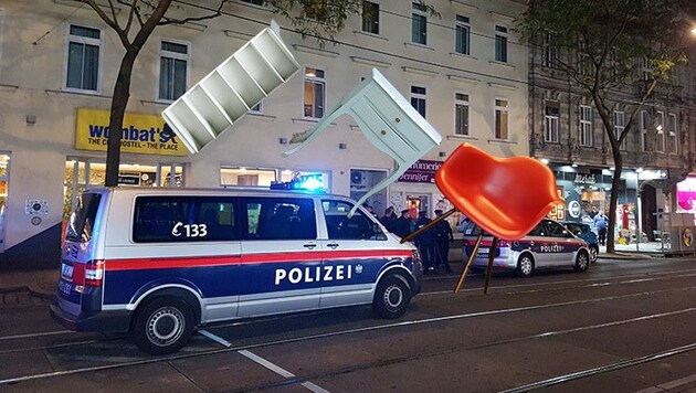 In Styrermühl warf ein Mann seine Möbel aus dem Fenster (Symbolbild) und attackierte die Polizei. (Bild: Hitz, Bissuti, Groh)