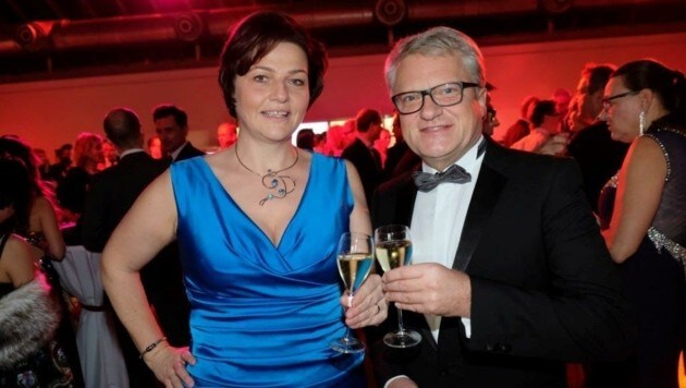 Der Linzer Bürgermeister Klaus Luger mit seiner Gattin Michaela genossen die Gala. (Bild: Horst Einöder)