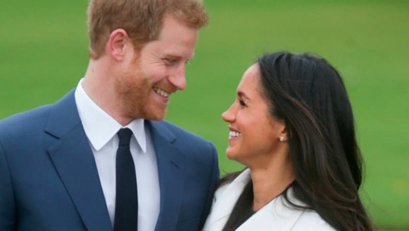 Verliebt: Prinz Harry und Meghan Markle (Bild: AFP)