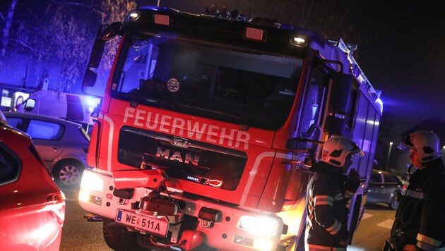 Die Welser Feuerwehr konnte Schlimmeres verhindern. (Bild: laumat.at / Matthias Lauber)