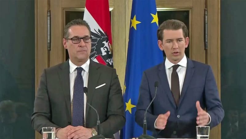 Von den Flexibilisierungsmaßnahmen erhoffen sich Kurz und Strache eine Stärkung Österreichs. (Bild: APA)