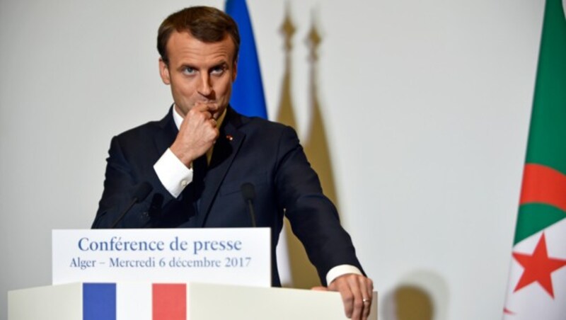 Frankreichs Präsident Macron: "Wir müssen Gewalt um jeden Preis vermeiden." (Bild: APA/AFP/RYAD KRAMDI)