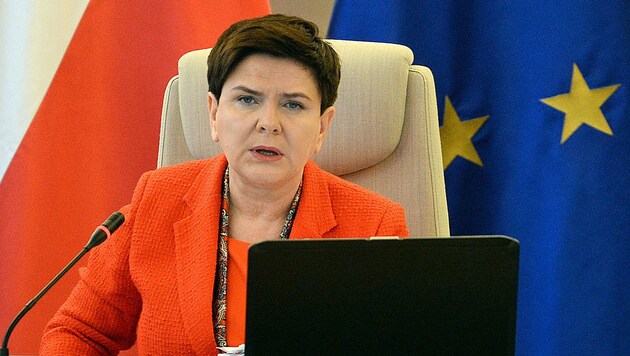 Seit Tagen hatte es Gerüchte gegeben, am Donnerstag erklärte dann Beata Szydlo ihren Rücktritt. (Bild: AP)