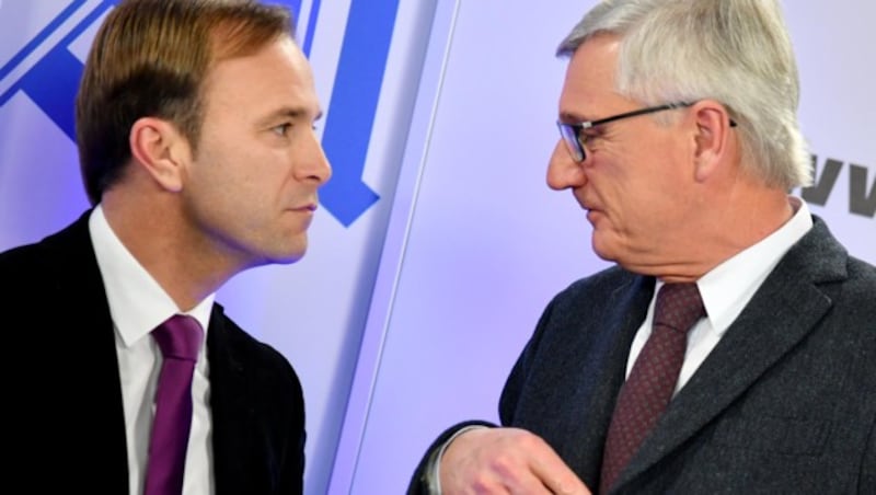 Bernhard Auinger (SPÖ, li.) und Harald Preuner (ÖVP) (Bild: APA/BARBARA GINDL)