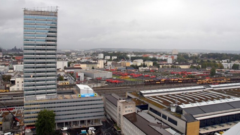 Der Terminal Tower am Linzer Hauptbahnhof als starkes Kapitel im Buwog-Prozess. (Bild: Markus Wenzel)