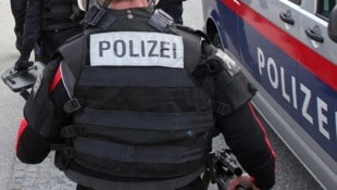 Die Kärntner Polizei hat gemeinsam mit dem Einsatzkommando Cobra in Klagenfurt einen Mordverdächtigen festgenommen (Symbolbild). (Bild: APA/SALZI.AT)