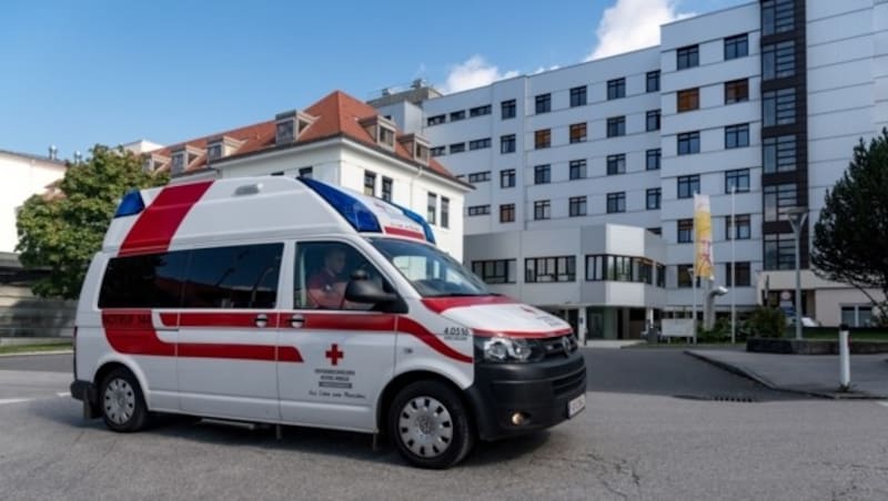 Das Krankenhaus Kirchdorf, eines der Krankenhäuser der landseseigenen Gespag. (Bild: FOTOKERSCHI.AT/KERSCHBAUMMAYR)