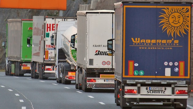 Die Deutschen sind einer der Hauptversursacher des Lkw-Transits durch Tirol. (Bild: Christof Birbaumer)