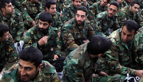 Mitglieder der iranischen Revolutionsgarden (Archivbild) (Bild: AFP)