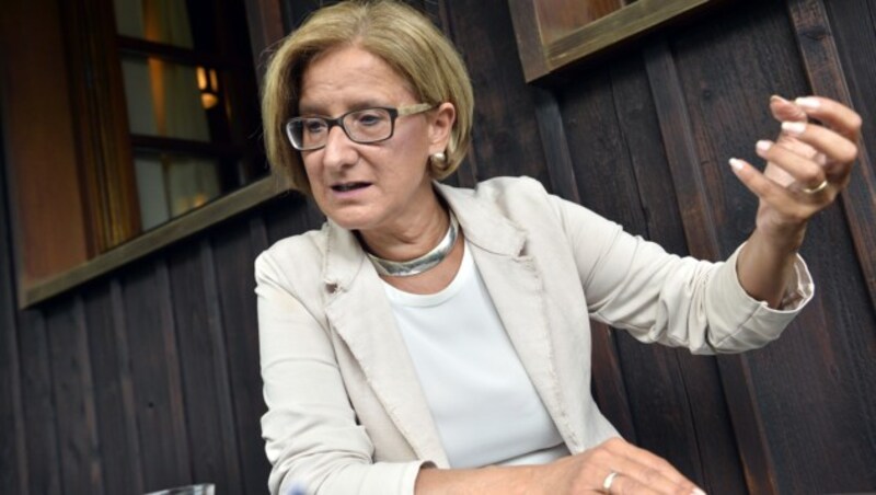 Niederösterreichs Landeshauptfrau Johanna Mikl-Leitner (Bild: APA/HERBERT PFARRHOFER)