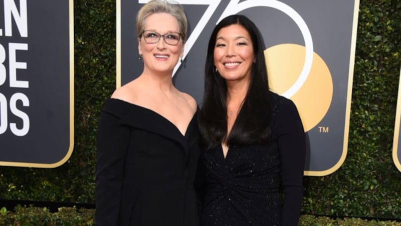 Meryl Streep mit Ai-jen Poo (Bild: 2018 Invision)