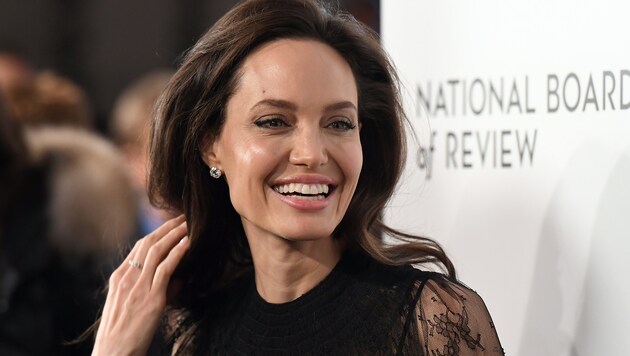 Schauspielerin Angelina Jolie strahlt bei der "2018 National Board of Review Awards"-Gala in New York Anfang 2018. (Bild: AFP)