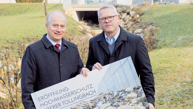 Landesrat Hans Seitinger (li.) und Voestalpine-Vorstandsmitglied Franz Kainersdorfer (Bild: Voestalpine/Regine Schöttl)