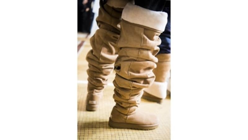 Y/Project hat den Style klassischer UGG-Boots neu interpretiert. (Bild: UGG x Y/Project )