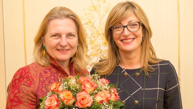 Außenministerin Karin Kneissl (FPÖ) und ihre bulgarische Amtskollegin Ekaterina Sachariewa (Bild: PHOTONEWS.AT/GEORGES SCHNEIDER)