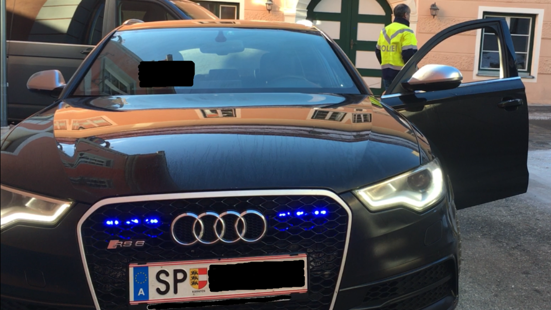 Zum Spaß“ - Echte Zivilstreife stoppte falsches Blaulicht-Auto