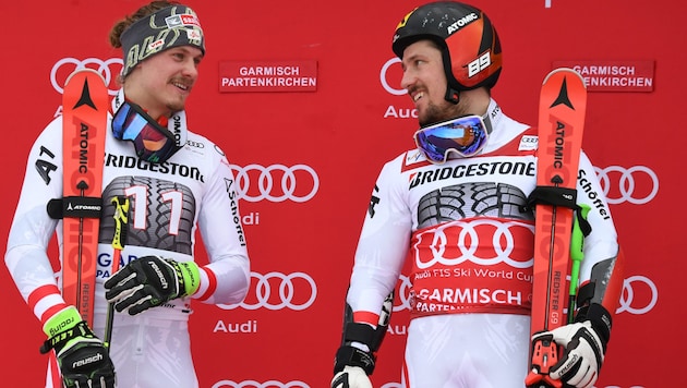 Ein Bild aus gemeinsamen Weltcup-Zeiten: Manuel Feller (l.) und Marcel Hirscher. (Bild: APA/AFP/Christof STACHE)
