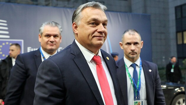 Ministerpräsident Viktor Orban ist derzeit der wohl umstrittenste EU-Nachbar Österreichs. (Bild: APA/AFP/LUDOVIC MARIN)