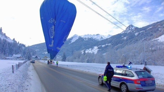 Der Ballon-Pilot landete direkt neben der Bundesstraße in Bad Hofgastein. (Bild: FMT-Pictures)