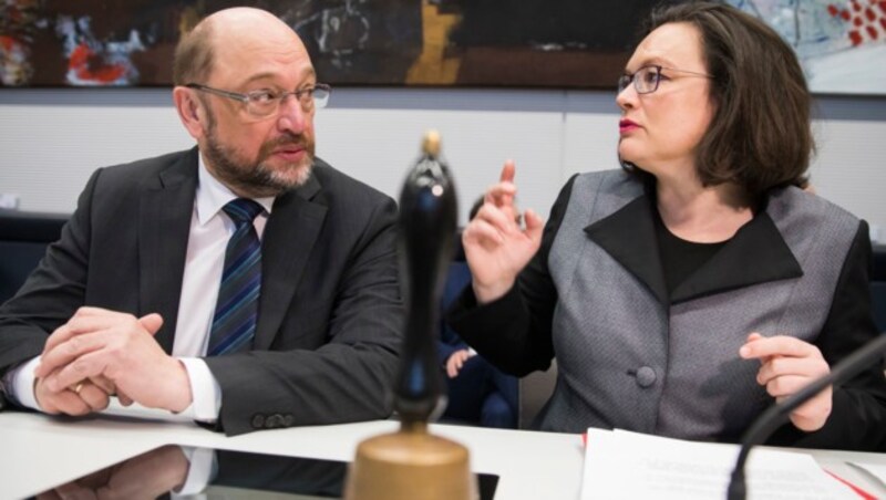 Martin Schulz und Andrea Nahles (Bild: AFP)