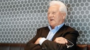 Der 91-jährige Frank Stronach will alle gegen ihn von der Polizei erhobenen Vorwürfe entkräften. ...