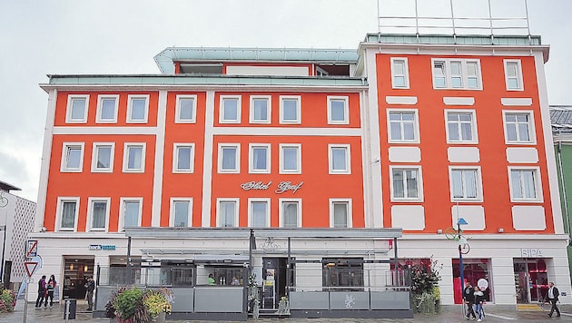 Im ehemaligen Hotel Greif in Wels könnte die Polizei angesiedelt werden.
 (Bild: Gerhard Wenzel)