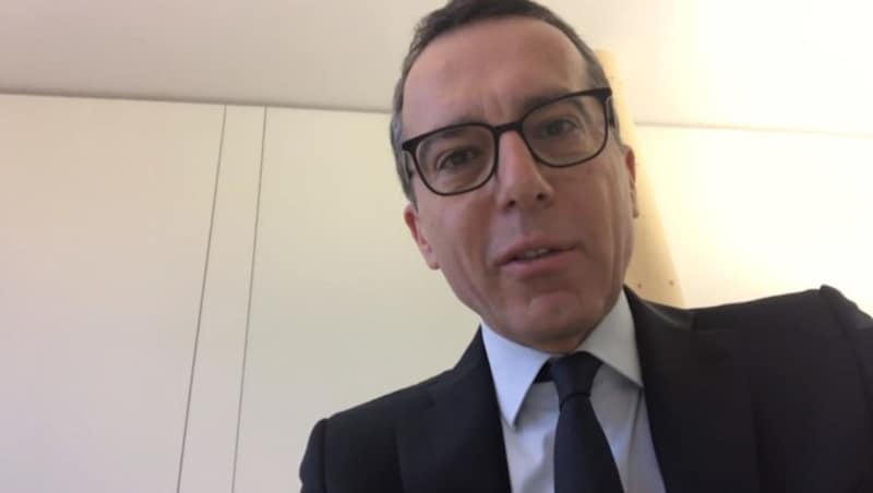 SPÖ-Chef Christian Kern in seiner Video-Botschaft an Vizekanzler Heinz-Christian Strache (FPÖ) (Bild: facebook.com/christian.kern.spoe)