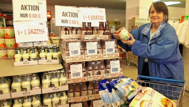 Frau Frida kann sich ohne den Sozialmarkt viele Lebensmittel nicht leisten. (Bild: Gerhard Bartel)