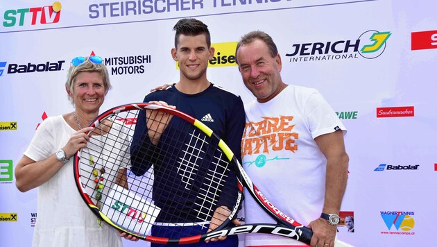 STTV-Boss Barbara Muhr mit Dominic Thiem (Mitte) und Star-Coach Günter Bresnik (Bild: Ricardo Heintz)