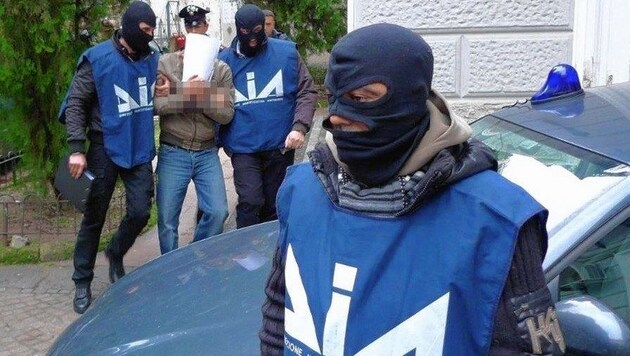 Die italienische Anti-Mafia-Einheit DIA (Bild: lanazione.it/toscanamedianews.it)