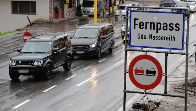 Unter der Woche wird die Fernpasstraße bei Kilometer 8,3 nur einspurig befahrbar sein. (Bild: Christof Birbaumer (Archivbild))