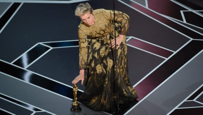 Frances McDormand mit ihrem Oscar (Bild: 2018 Invision)