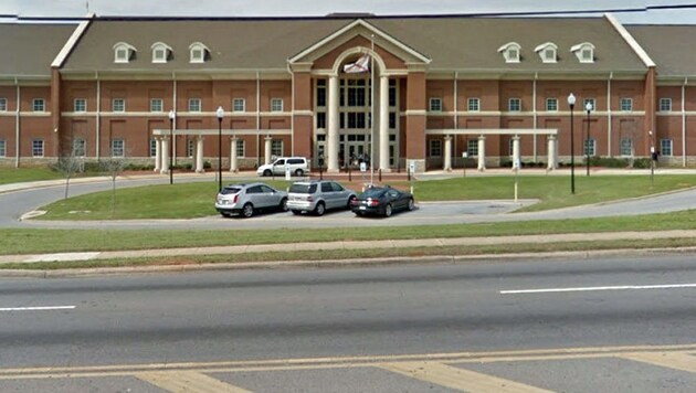 Die Huffman High School in Birmingham, Alabama (Bild: Google Streetview)