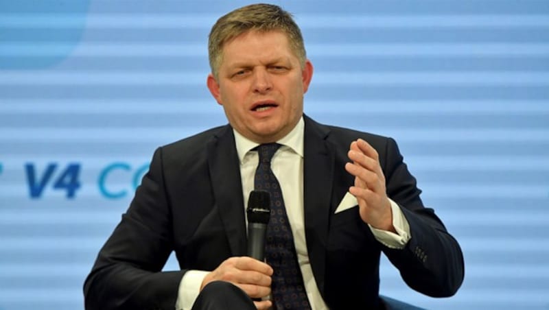 Wird der Journalistenmord letztendlich den slowakischen Regierungschef Robert Fico zu Fall bringen? (Bild: AFP)