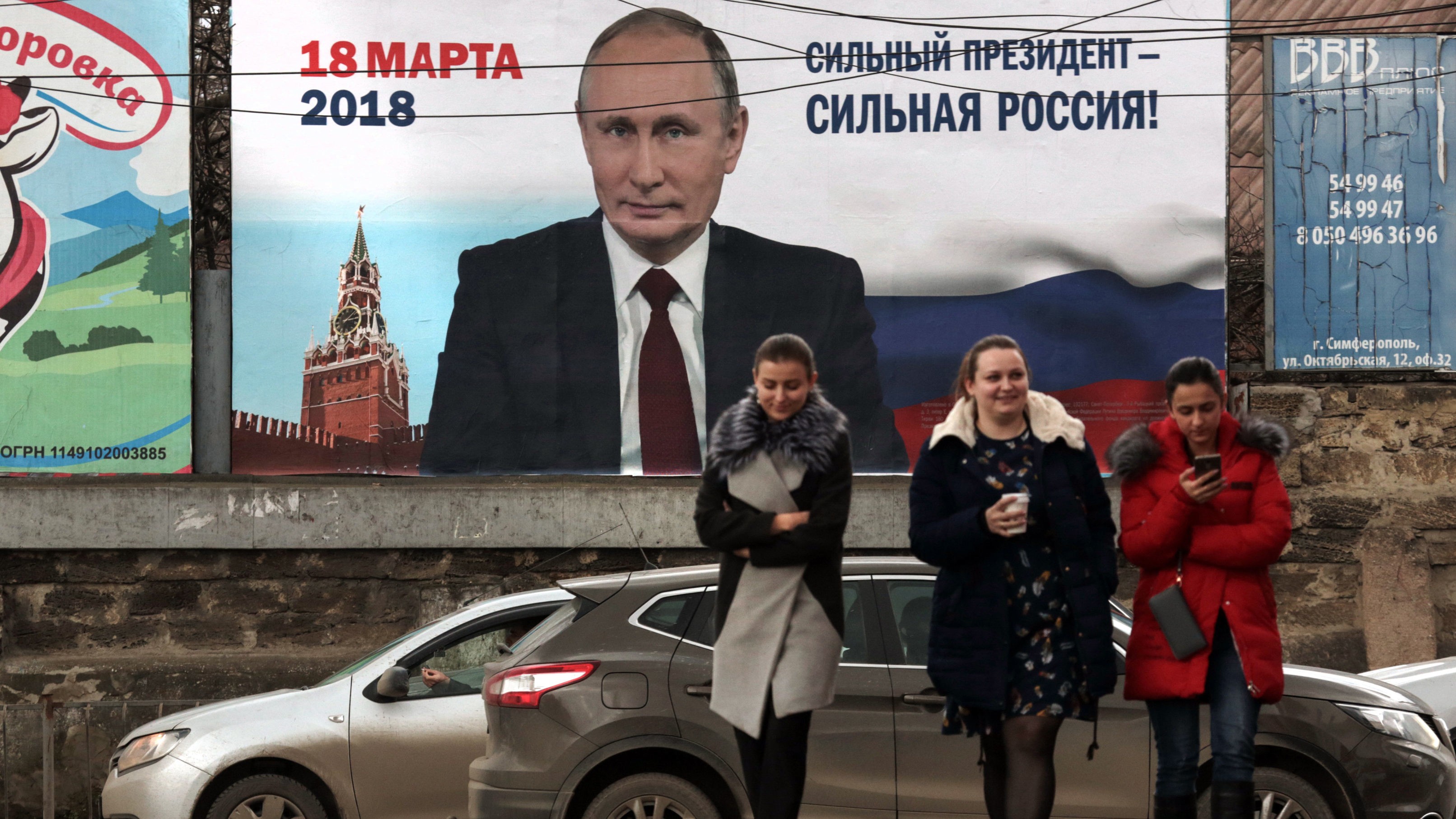 Am Sonntag sind in Russland Präsidentschaftswahlen. Die Ukraine hat russischen Staatsbürgern die Teilnahme nun untersagt. Grund sei die Rechtswidrigkeit der Wahl auf der Krim. (Bild: AFP)