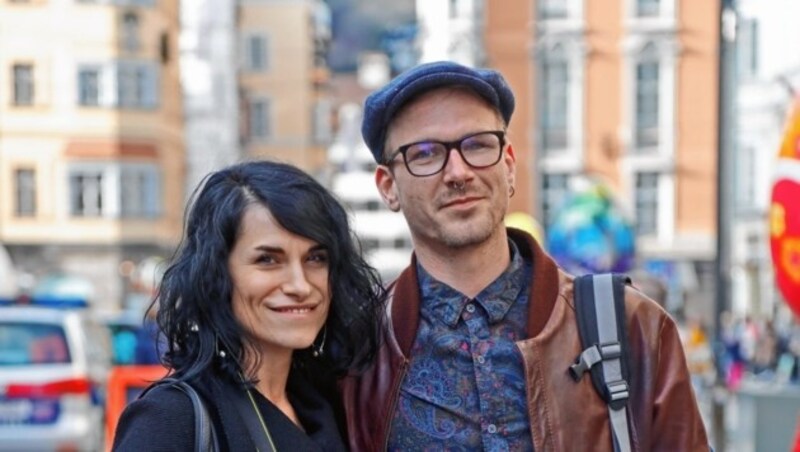 Nikolina Žunec und Betram Schrettl haben die Innsbrucker Version der Seite ins Leben gerufen. (Bild: Birbaumer Christof)