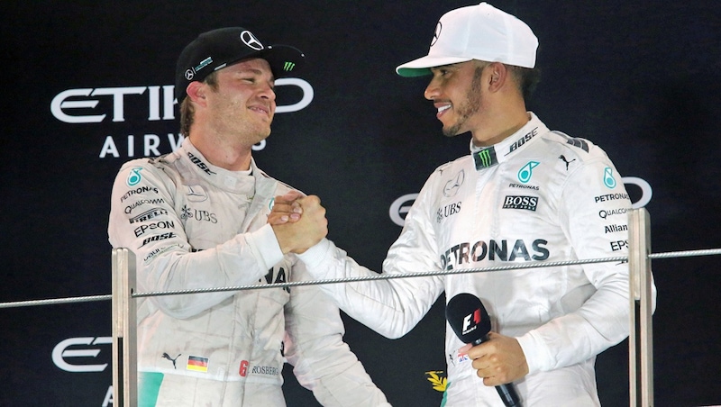 Team-mates from 2013 to 2016: Nico Rosberg (left) and Lewis Hamilton (Bild: GEPA)