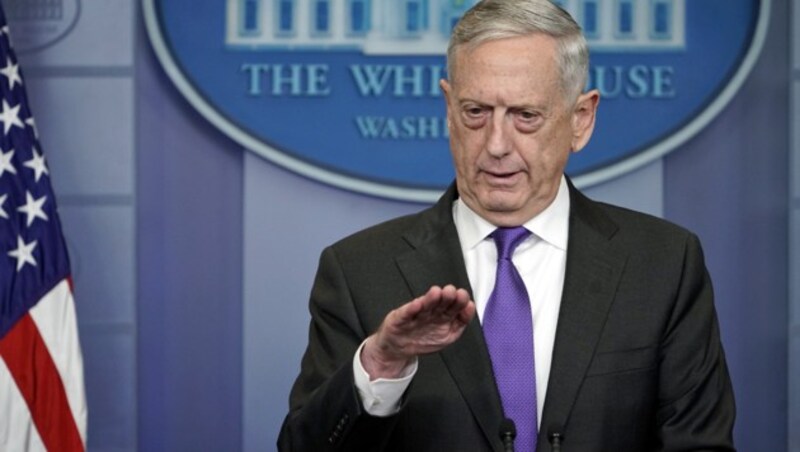 Der Ex-Verteidigungsminister James Mattis galt für Kritiker als „letzte Stimme der Vernunft" in Trumps Kabinett. (Bild: APA/AFP/MANDEL NGAN)