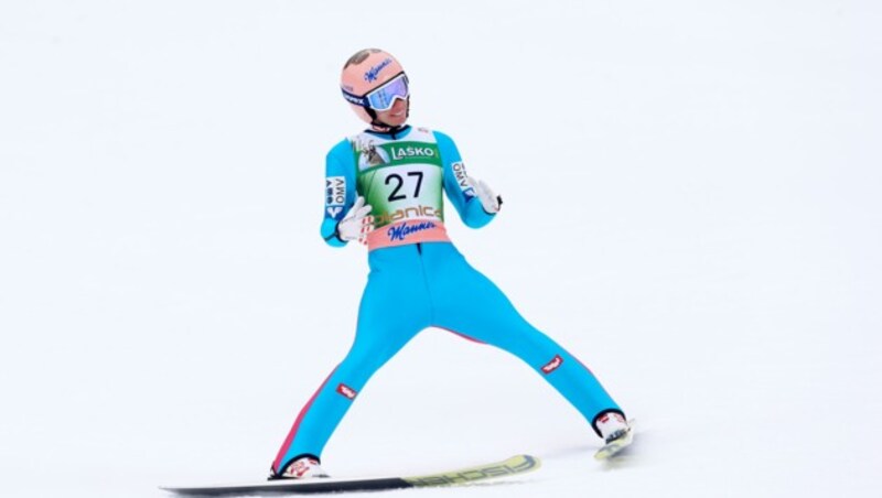 Austria's Stefan Kraft competes at the at the Ski Jumping World Cup Flying Hill Individual event in Planica, Slovenia, Sunday, March 25, 2018. (AP Photo/Darko Bandic) (Bild: AP)