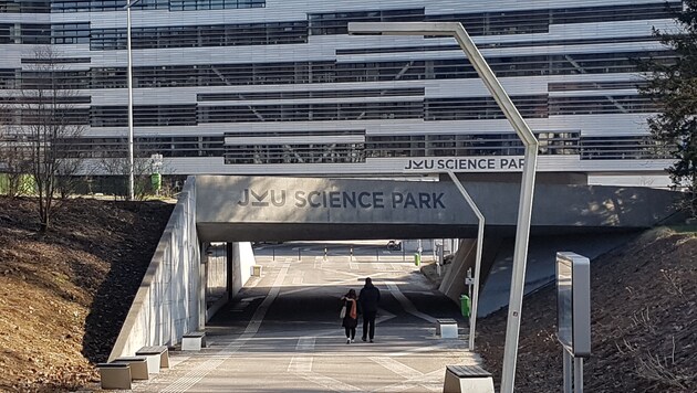 Der Science Park der JKU, ein Teil des luftigen Campus‘ in Linz-Auhof. (Bild: Werner Pöchinger)