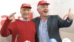 Ryanair-Chef Michael O‘Leary und Niki Lauda (Bild: APA/HERBERT NEUBAUER)