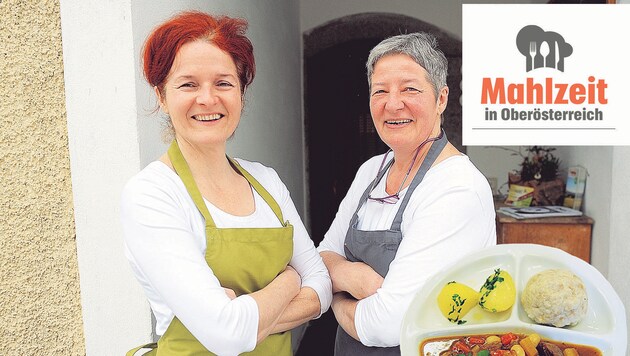 Chefin Erni Haas (52, r.) mit ihrer Schwester Angelika Haas (49) sind für bodenständige Küche weithin bekannt. (Bild: Klemens Fellner)