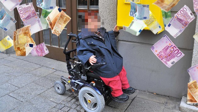 Die Verdächtige (Bild) setzte sich für behindertengerechte Zugänge ein - und soll zugleich 2,4 Millionen Euro Sozialleistungen für Behinderte in die eigene Tasche kassiert haben. (Bild: Horst Einöder, thinkstockphotos.de)